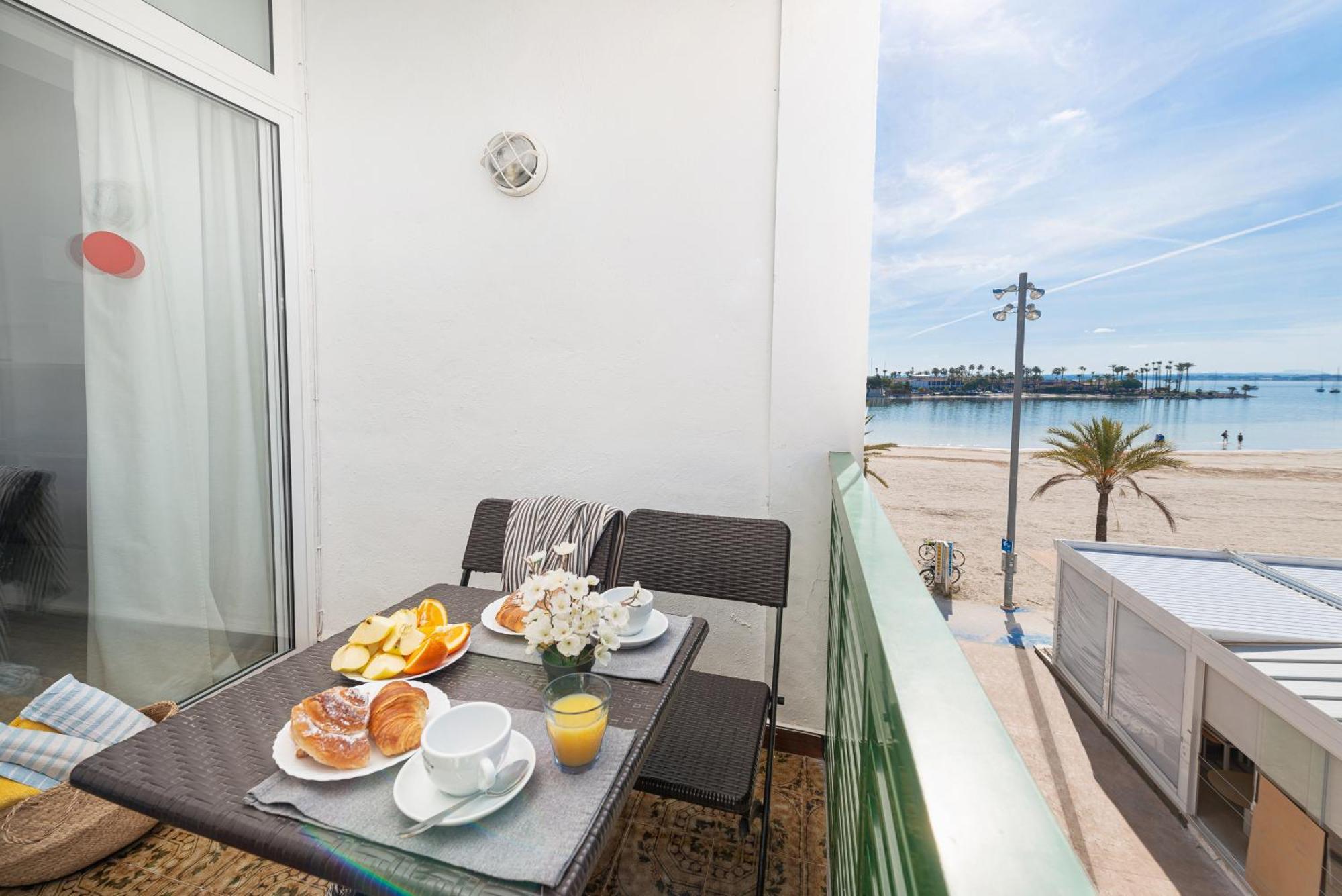 Xara Torres, At The Of Alcudia Appartement